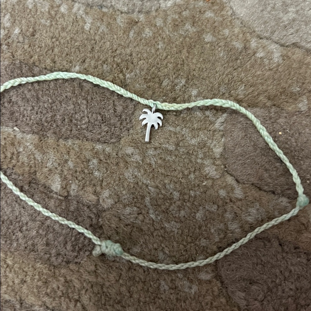 Pure Vida String Bracelets Set - Picture 6 of 7